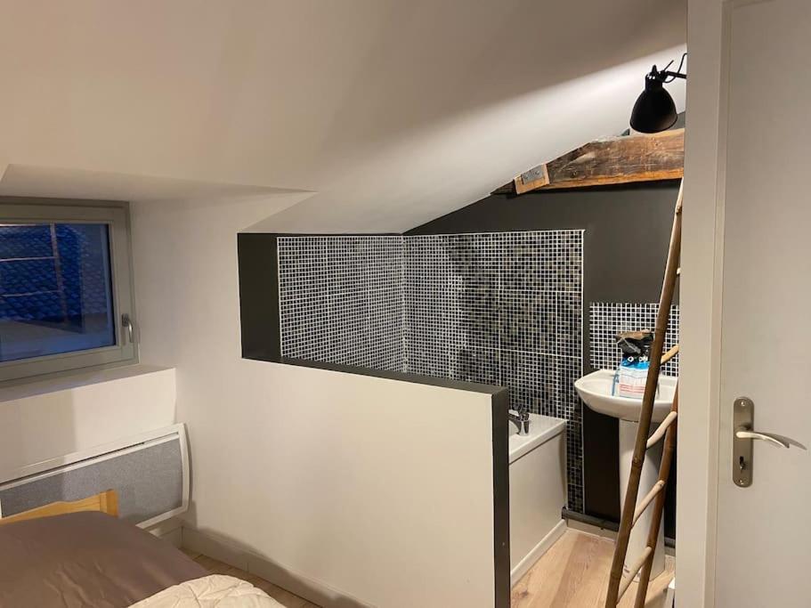 Studio Centre Ville De Crest Luaran gambar